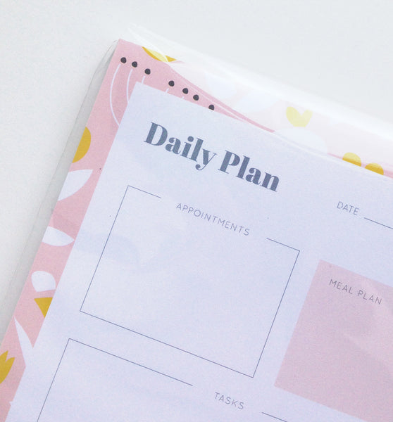 Modern Floral Daily Plan Notepad